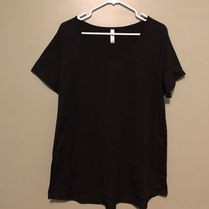 LuLaRoe Black Classic T! Size XL!